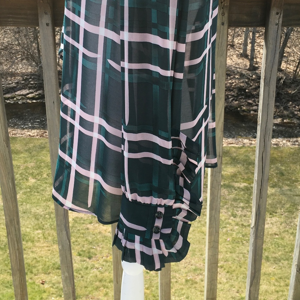 Cabi size M hunter green and rose pink sheer plaid chiffon blouse - Picture 5 of 7